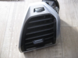 BMW F93 - AIR VENT - DE6805805